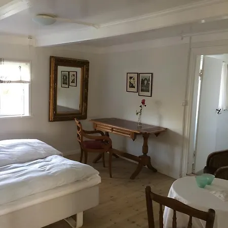 Bed & Breakfast Bjørnegården 2*
